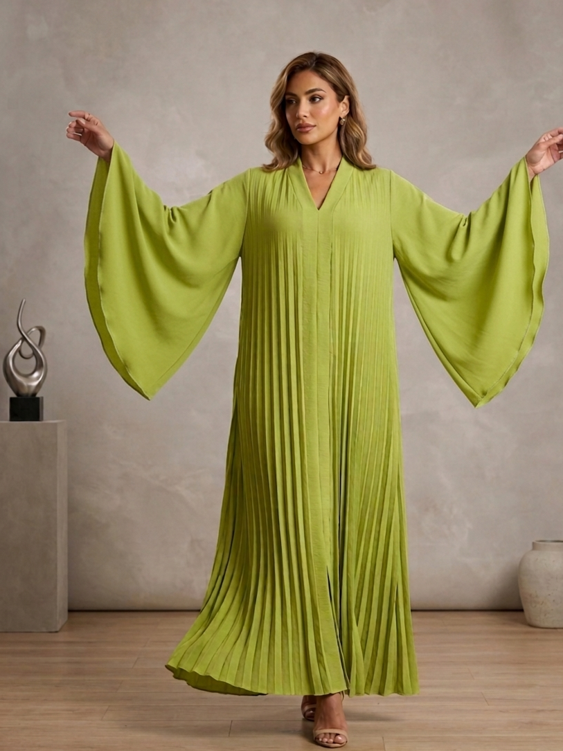 Robe Longue Plissée Effet Papillon : L'Élégance Fluide pour Toutes les Silhouettes