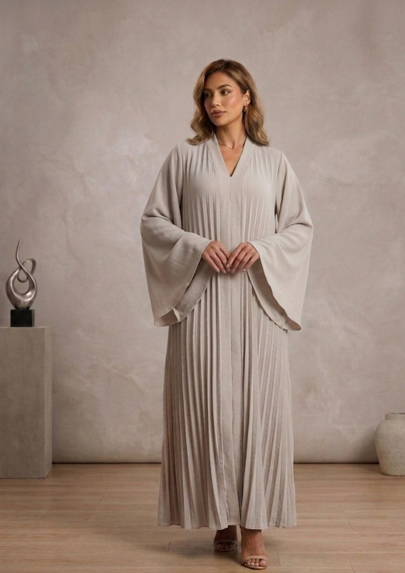 Robe Longue Plissée Effet Papillon : L'Élégance Fluide pour Toutes les Silhouettes