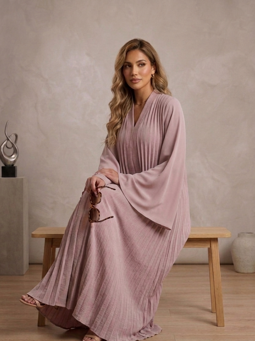 Robe Longue Plissée Effet Papillon : L'Élégance Fluide pour Toutes les Silhouettes