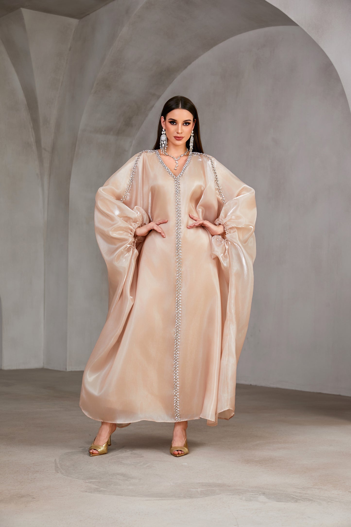 Robe Abaya Perla — L’éclat de l’élégance intemporelle