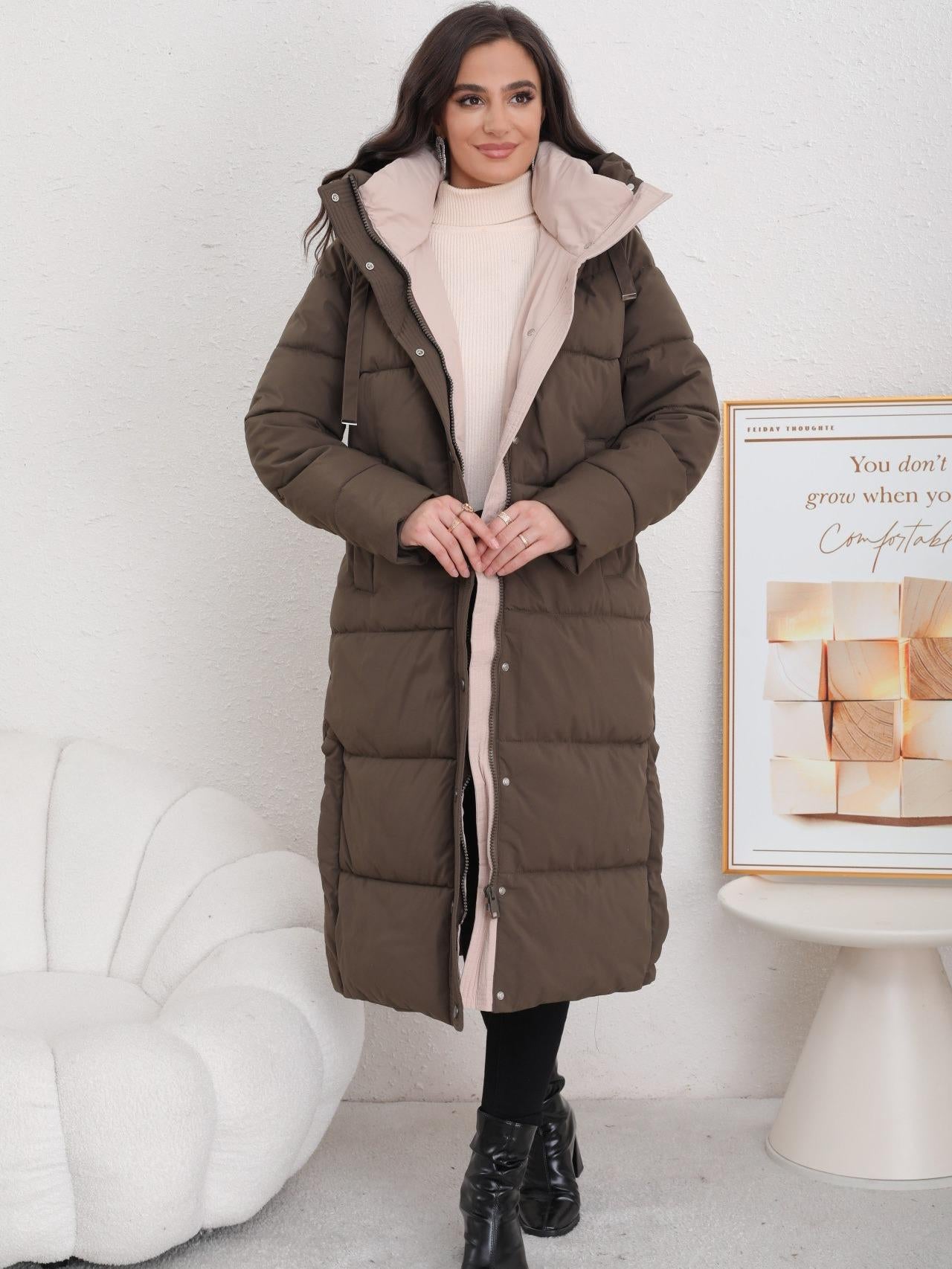 Victoria Doudoune Longue Avec Capuche en Matériau Doux et Confortable pour Femmes