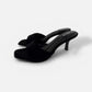 Escarpins noirs classiques – Talons simples